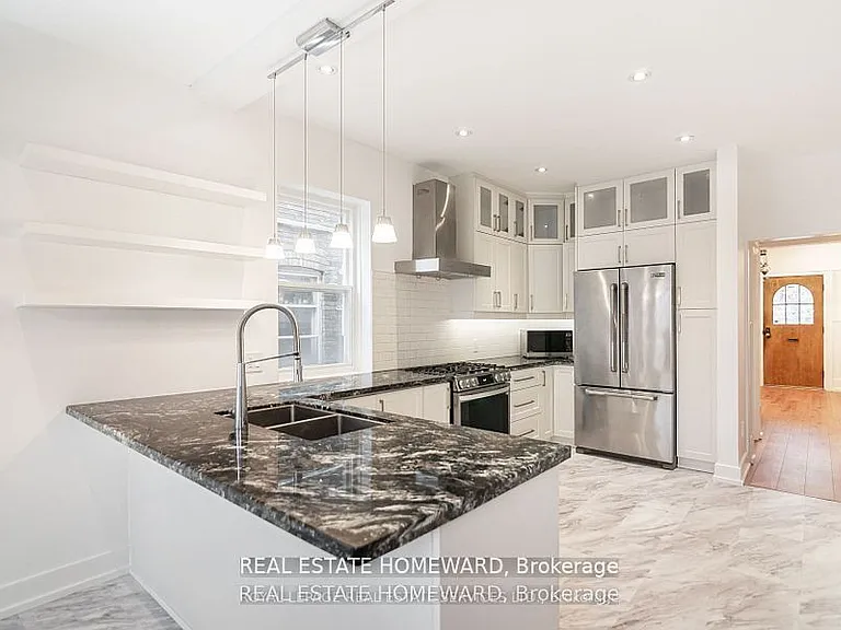 56 Oakwood Ave — Photo 6