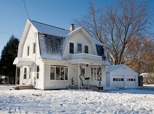 1298 McCormick St, Green Bay, WI 54301