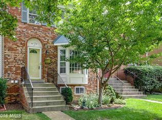 8102 Kenova Ln, Springfield, VA 22153