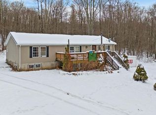 46 Wild Acres Rd, Lake Ariel, PA 18436