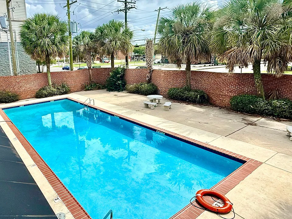 3101 Highland Rd #110