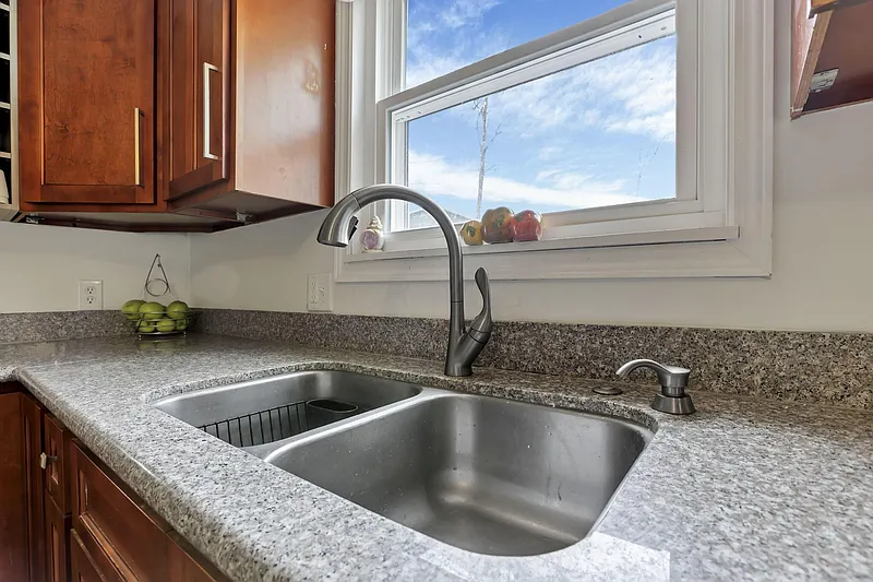 Thumbnail 16