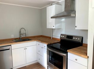 112 Franklin St #C, Greenfield, MA 01301