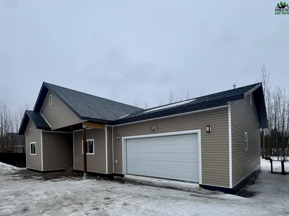 1371 Jordyne St, Fairbanks, AK 99701