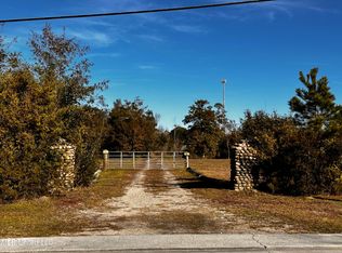 2178 Longfellow Dr, Bay Saint Louis, MS 39520