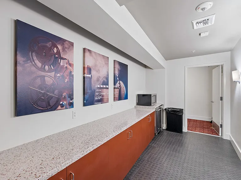910 Lenora St #S304 — Photo 37
