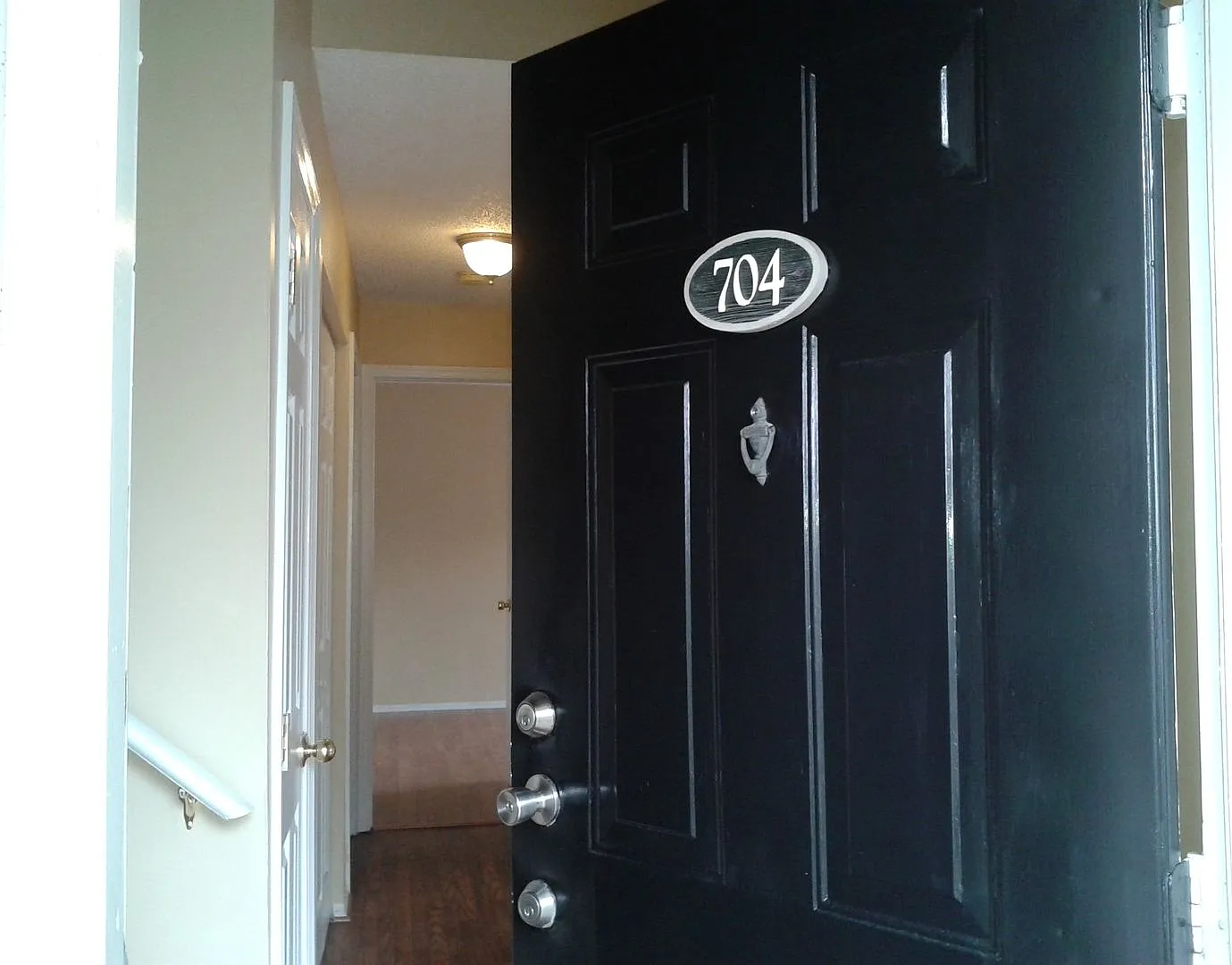 Southside Savannah-Rare Hoover Creek Condo W/Garage — Photo 3