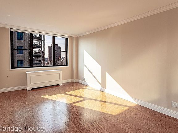 4th image of 201 E 87th St APT 27h