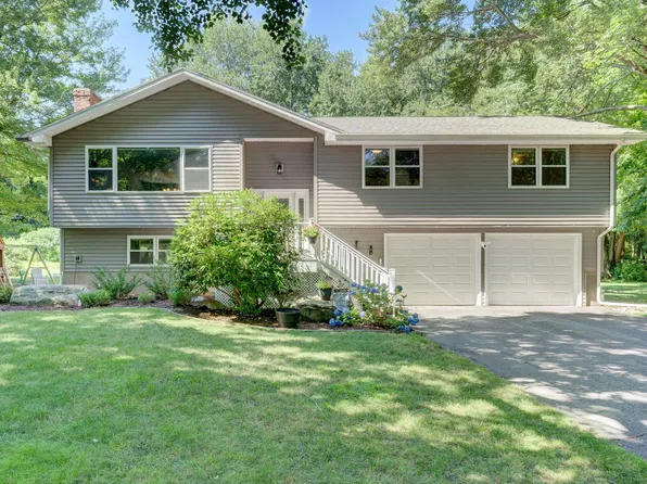 6 Rosewood Lane, Bolton, CT 06043