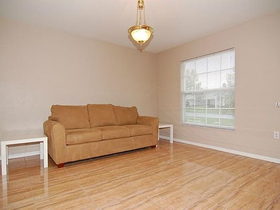 2nd image of 2733 Abney Ave