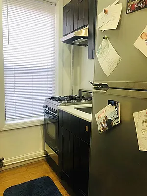 Rented by Kahen Properties | media 9