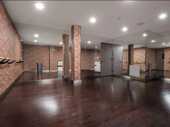 123 Parkside Avenue image 19 of 25