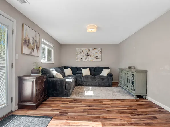 2625 Plymouth Dr, Colorado Springs, CO 80916