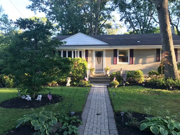 512 Woodmere Ave, Neptune, NJ 07753
