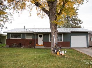 1284 E 2nd St, Weiser, ID 83672