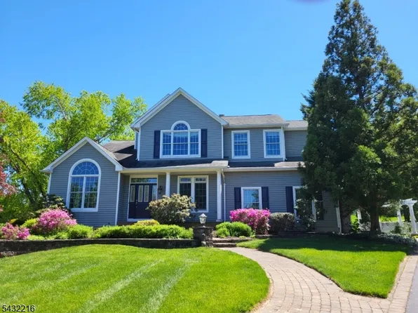 5 Pauma Valley Ct, Montgomery Twp., NJ 08558