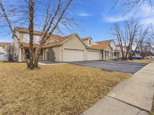 3713 Mustang Rd, Joliet, IL 60435