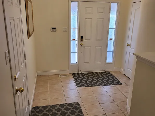 19 Albery Rd, Brampton, ON L7A 0K7