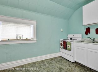 1107 Hickory St, Lansing, MI 48912