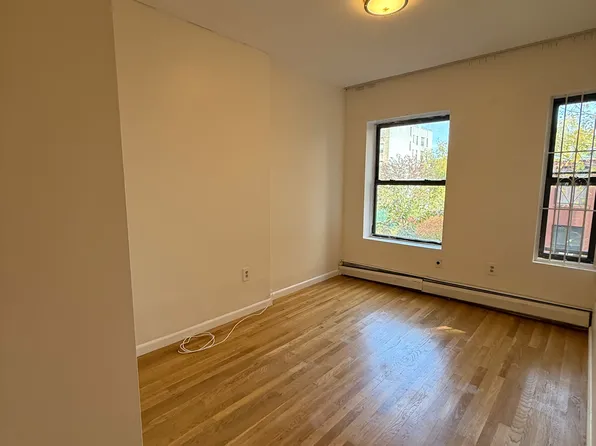 291 East 3rd Street image 9 of 19