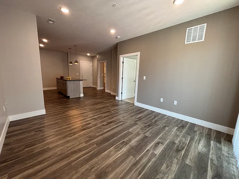 720 S 30th St #106 — Photo 4