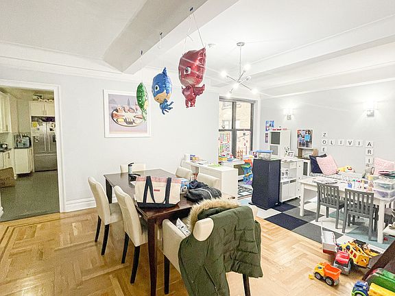 4th image of 235 W 76th St APT 6B