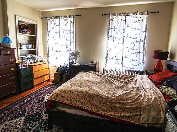 5th image of 3831 Pearl St