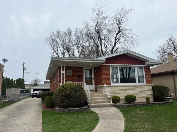 9042 Bartlett Ave, Brookfield, IL 60513