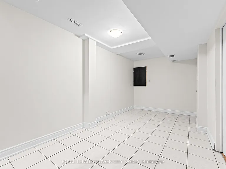 87 Tulip Dr — Photo 37