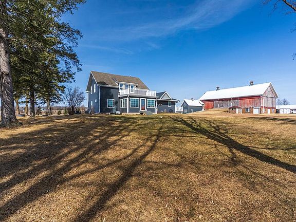 3rd image of 230352 EAU CLAIRE RIVER ROAD