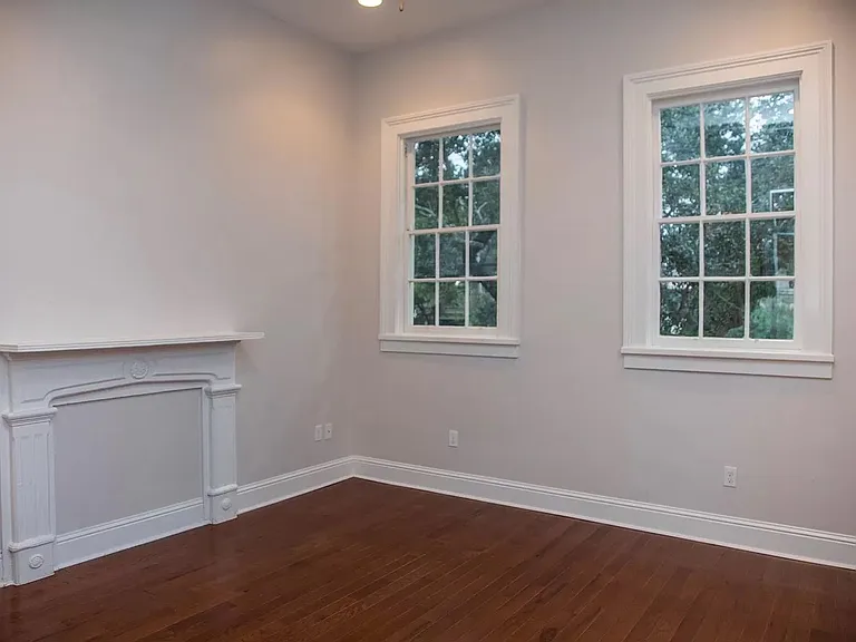 3200 Banks St — Photo 7