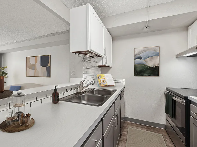 Arrive 800 Penn — Photo 11