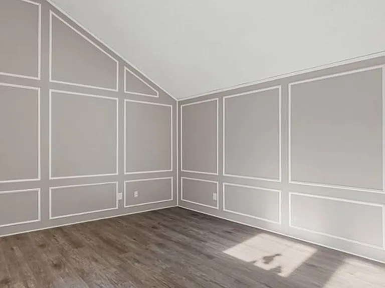 4047 Saint Christopher Ln — Photo 11