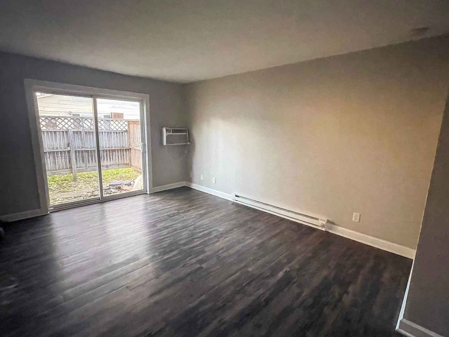 101 N Bittersweet — Photo 3