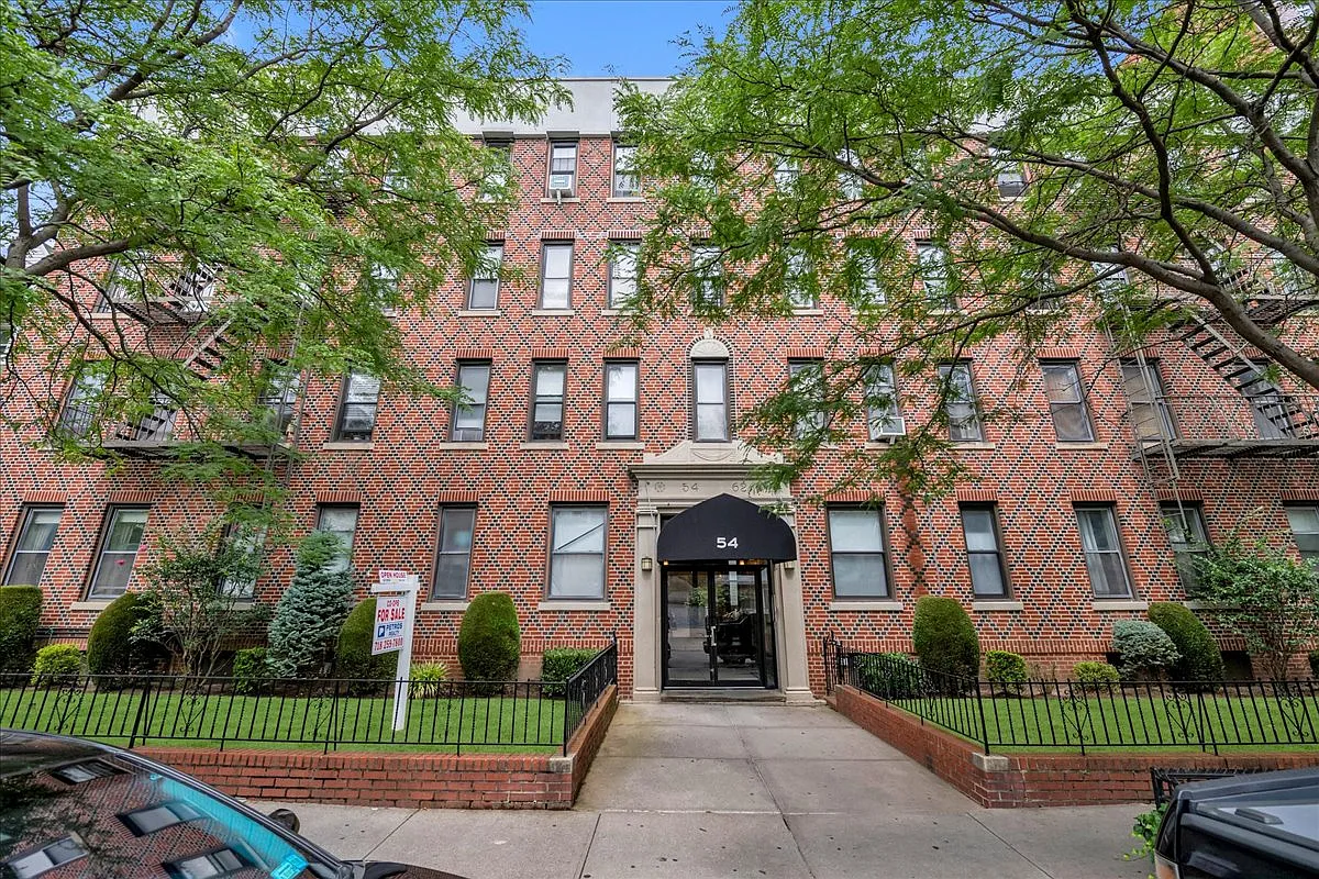 54 Bay 29th Street A9