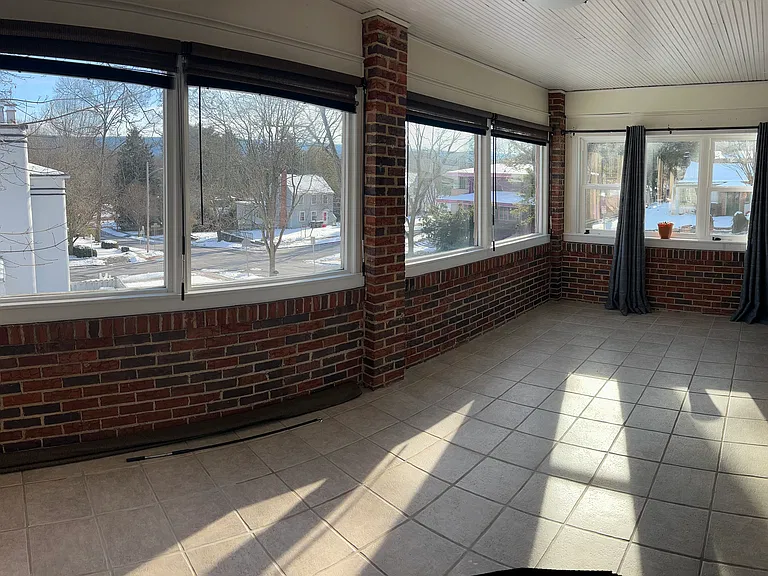 3 seasons, sun porch