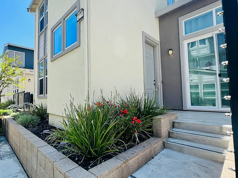 4279 Trolan Ln — Photo 3