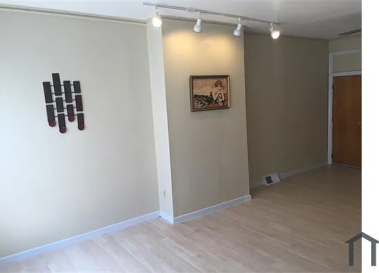 5 bed, 1706 sqft, $1,850 — Photo 4