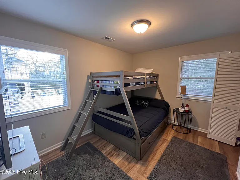 7019 N Sound Dr #NORTH — Photo 9