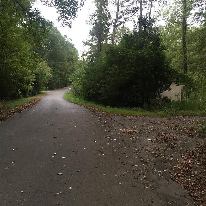 1st image of 2200 Dogwood Ln