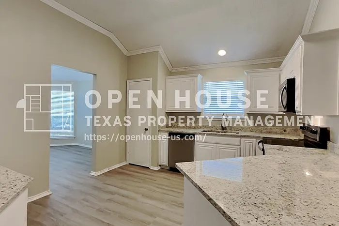 1715 Bertram Dr — Photo 6
