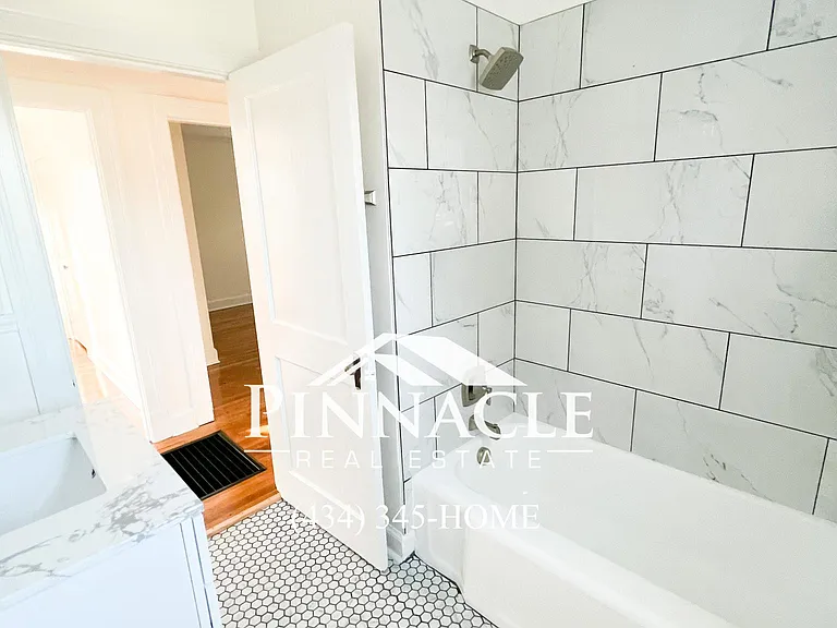 702 Mansfield Ave — Photo 17