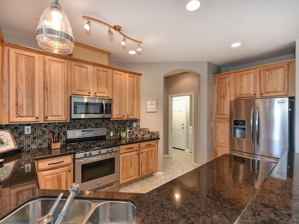 1st image of 919 Marvin Gardens Way #10