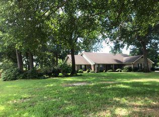 3900 Graystone Rd, Longview, TX 75605