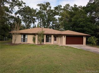 2461 W Fairway Loop, Citrus Springs, FL 34434
