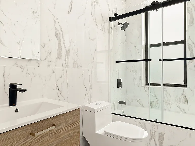 94 Milton St #2L — Photo 5