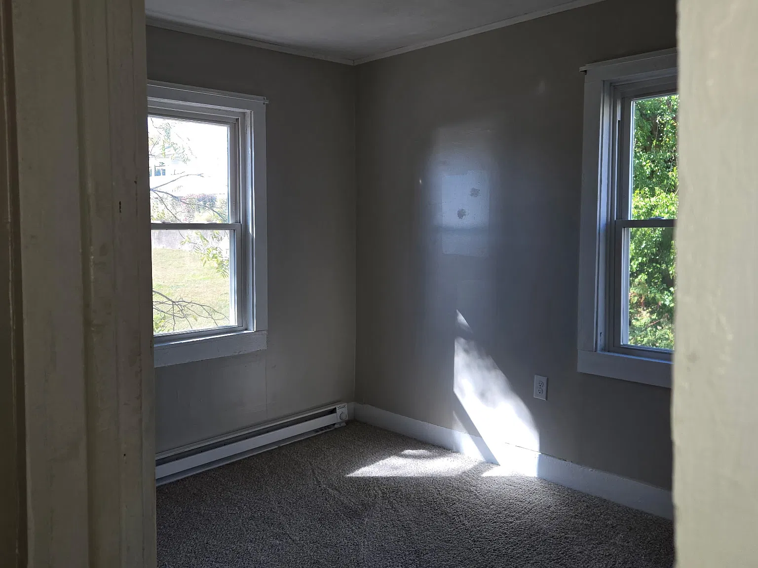 3 bed, 1100 sqft, $1,295 — Photo 3