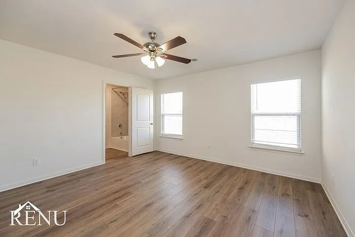 308 Crescent Park Dr — Photo 11