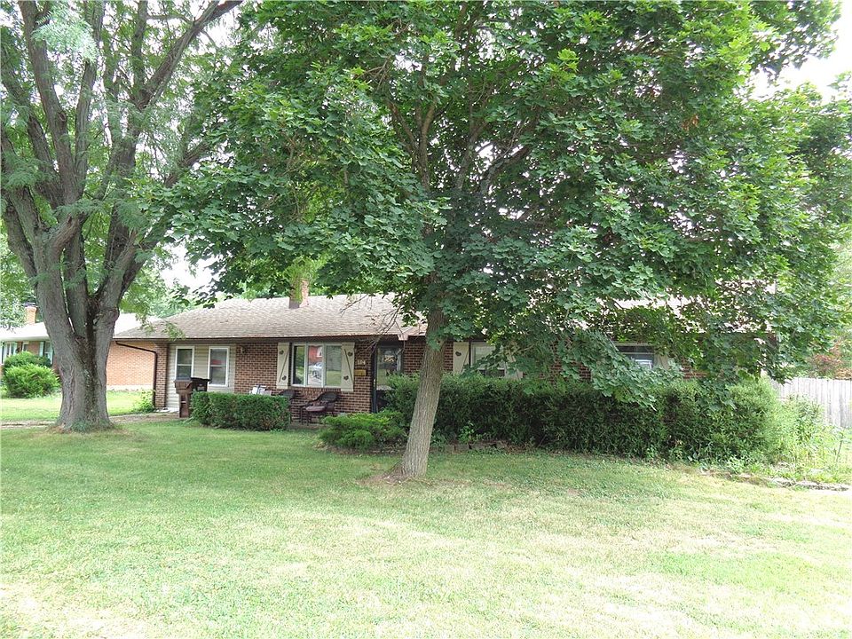 1st image of 104 Donna Dr