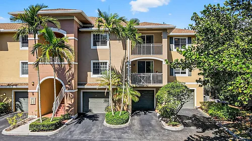 6511 Emerald Dunes Dr #304 Photo 1